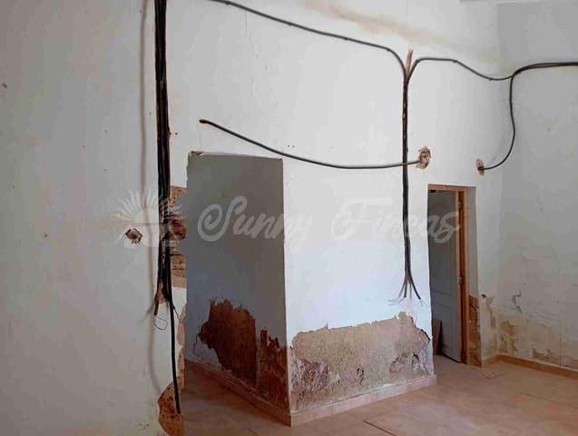 2 sovrum Finca/Hus på landet till salu i Yecla med garage - 49 995 € (Ref: 6727729)