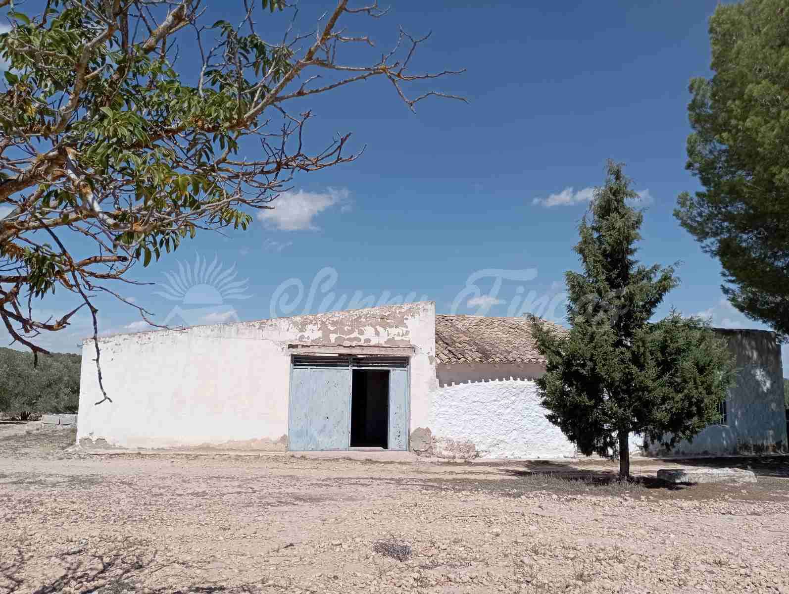 2 chambre Finca/Maison de Campagne à vendre à Yecla avec garage - 49 995 € (Ref: 6727729)