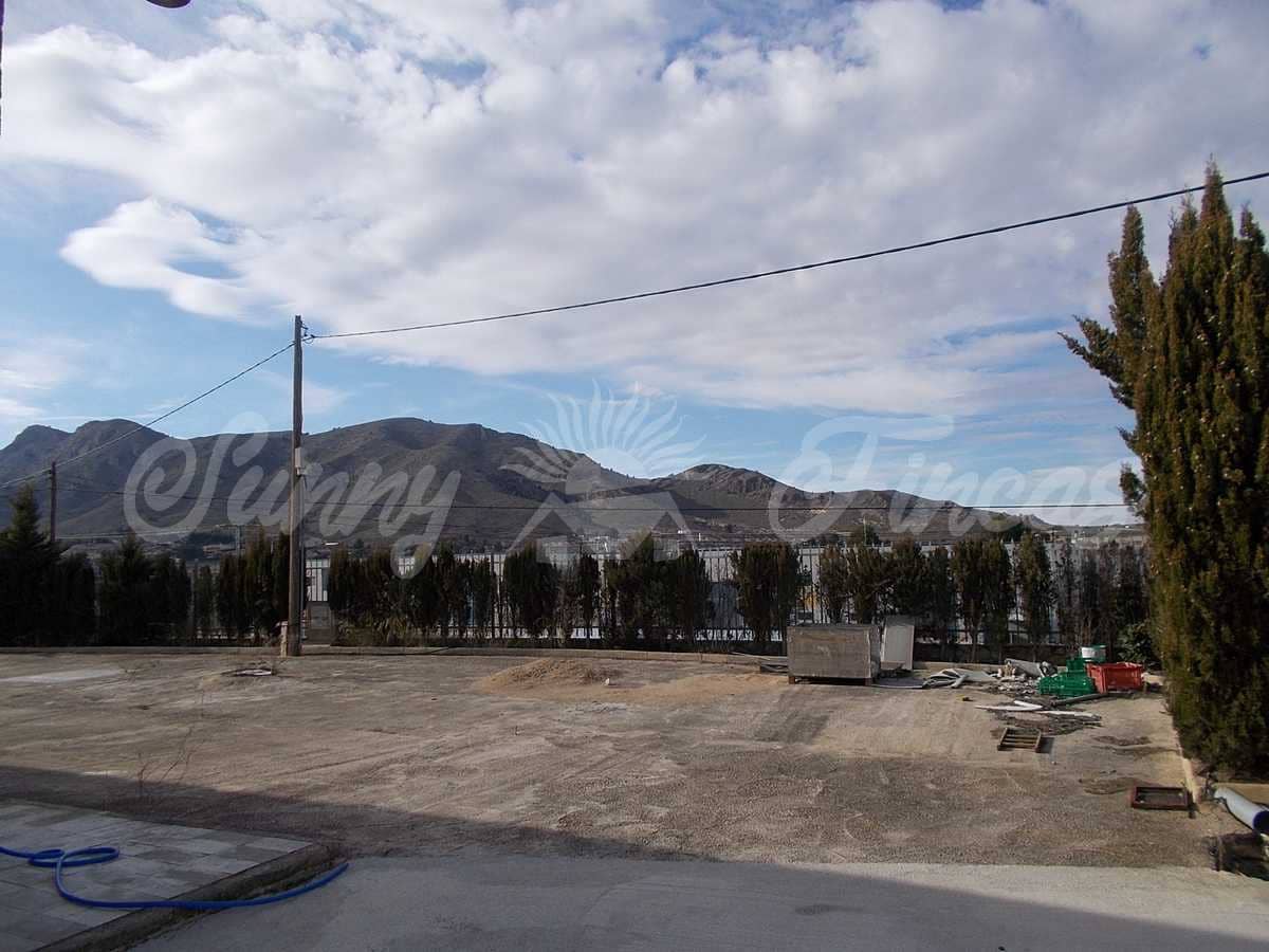 Rækkehus til salg i Yecla - € 180.000 (Ref: 6793994)