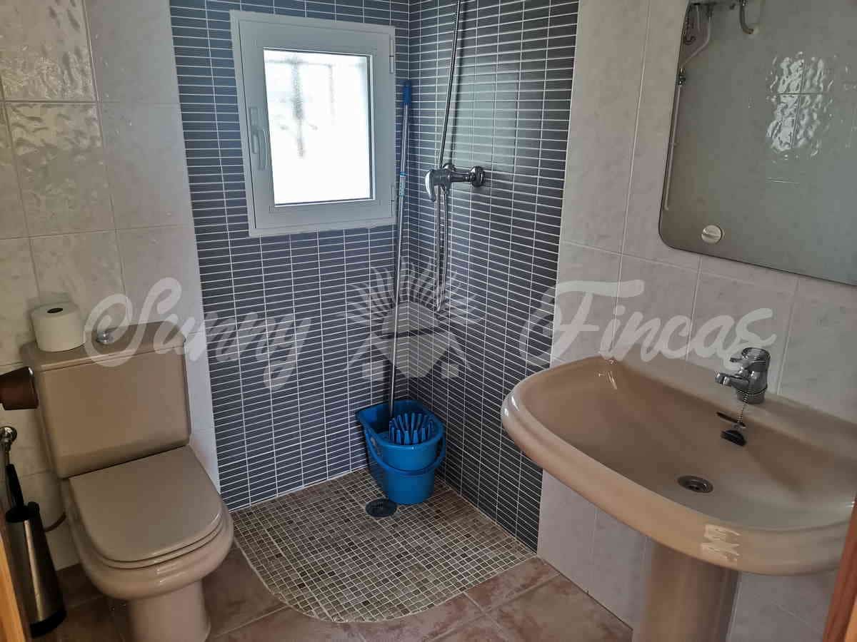 Finca/Landehus til salg i Banyeres de Mariola - € 85.000 (Ref: 6826108)