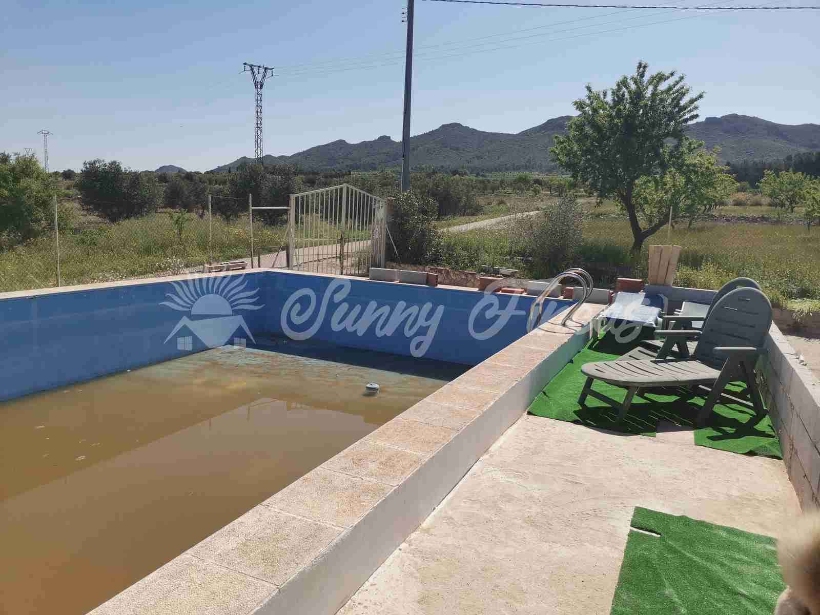 4 sypialnia Willa na sprzedaż w Yecla z basenem garażem - 199 000 € (Ref: 6881989)