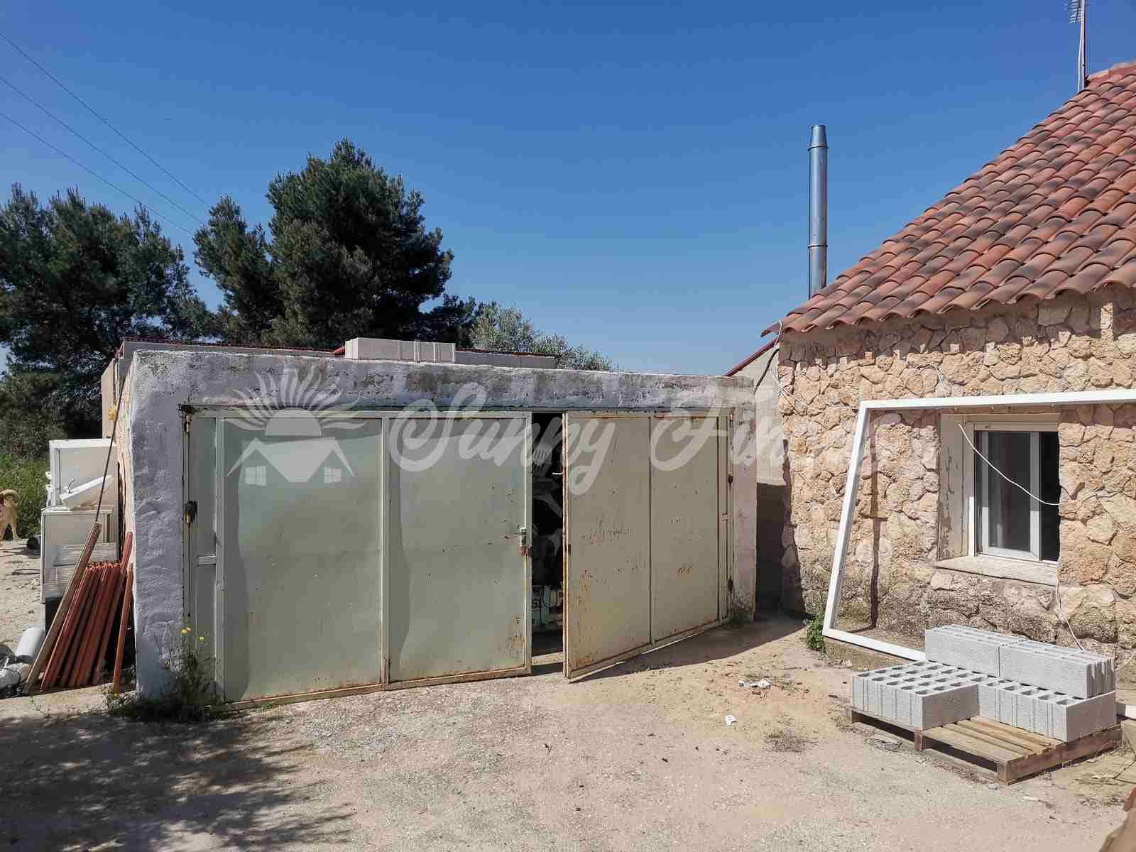 4 sypialnia Willa na sprzedaż w Yecla z basenem garażem - 199 000 € (Ref: 6881989)