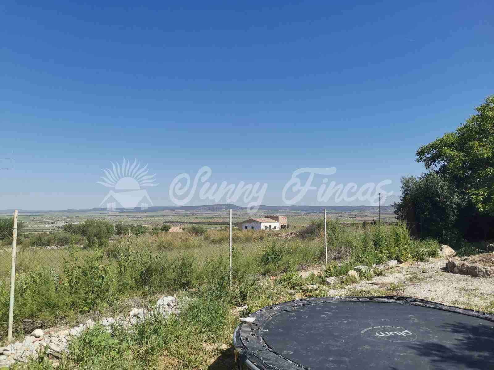 4 sypialnia Willa na sprzedaż w Yecla z basenem garażem - 199 000 € (Ref: 6881989)