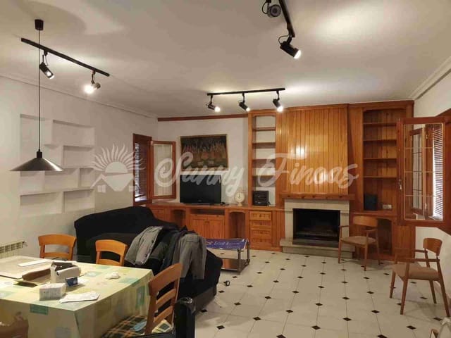 6 bedroom Villa for sale in Cañada with garage - € 235,000 (Ref: 7161782)