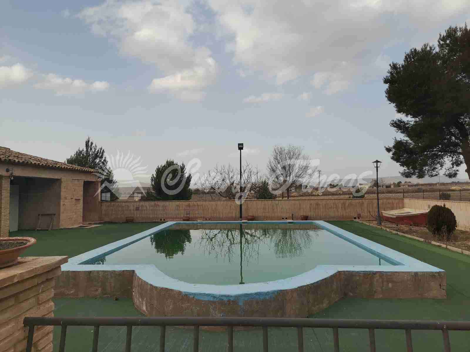 10 sovrum Finca/Hus på landet till salu i Yecla med pool garage - 549 000 € (Ref: 7429618)
