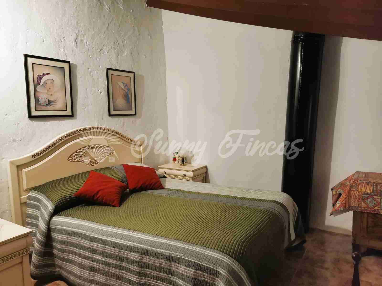 5 soveværelse Finca/Landehus til salg i Yecla med garage - € 65.000 (Ref: 7429738)