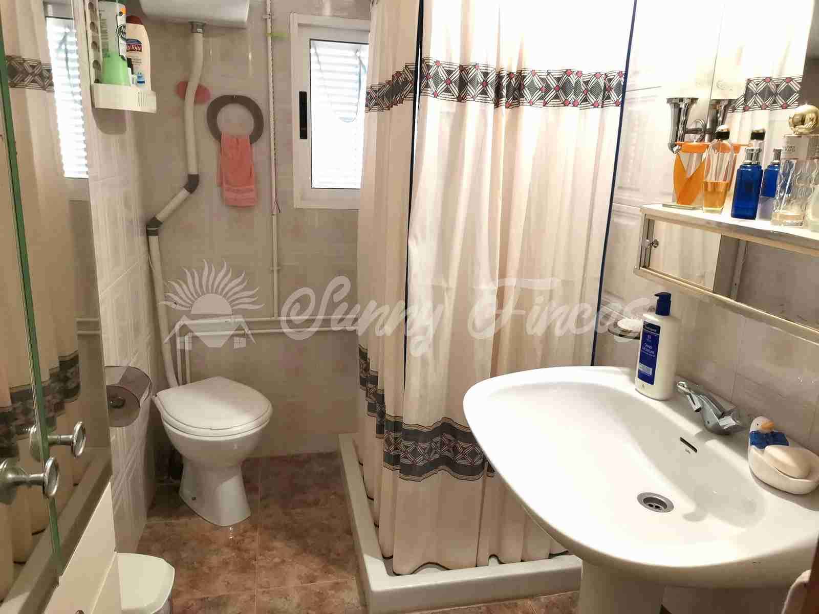 5 soveværelse Finca/Landehus til salg i Yecla med garage - € 65.000 (Ref: 7429738)