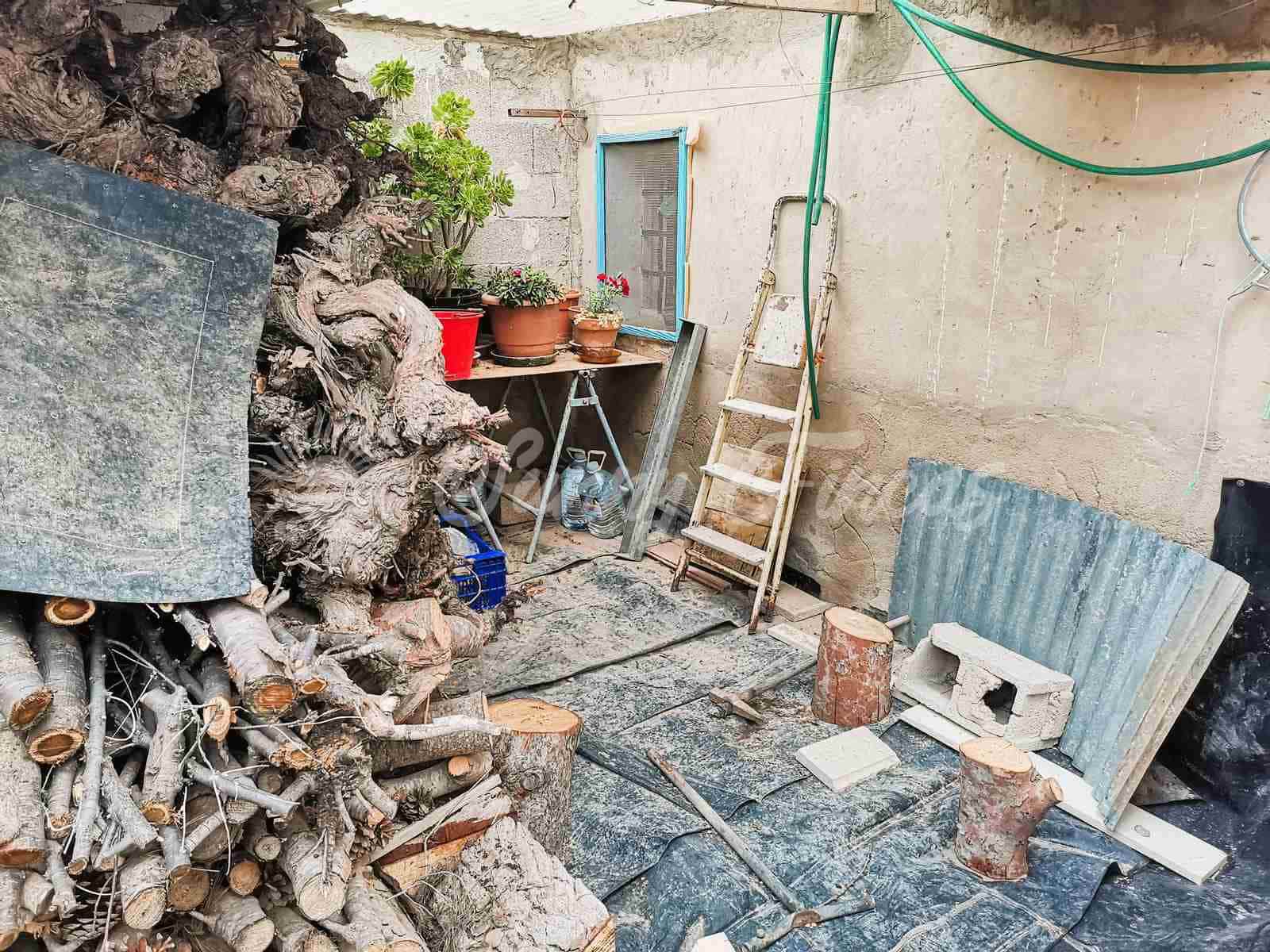 5 soveværelse Finca/Landehus til salg i Yecla med garage - € 65.000 (Ref: 7429738)