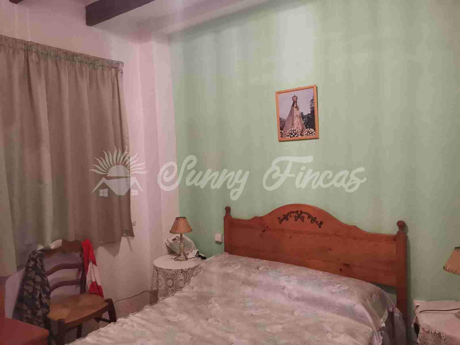 6 soveværelse Finca/Landehus til salg i Yecla med swimmingpool garage - € 139.995 (Ref: 7462606)