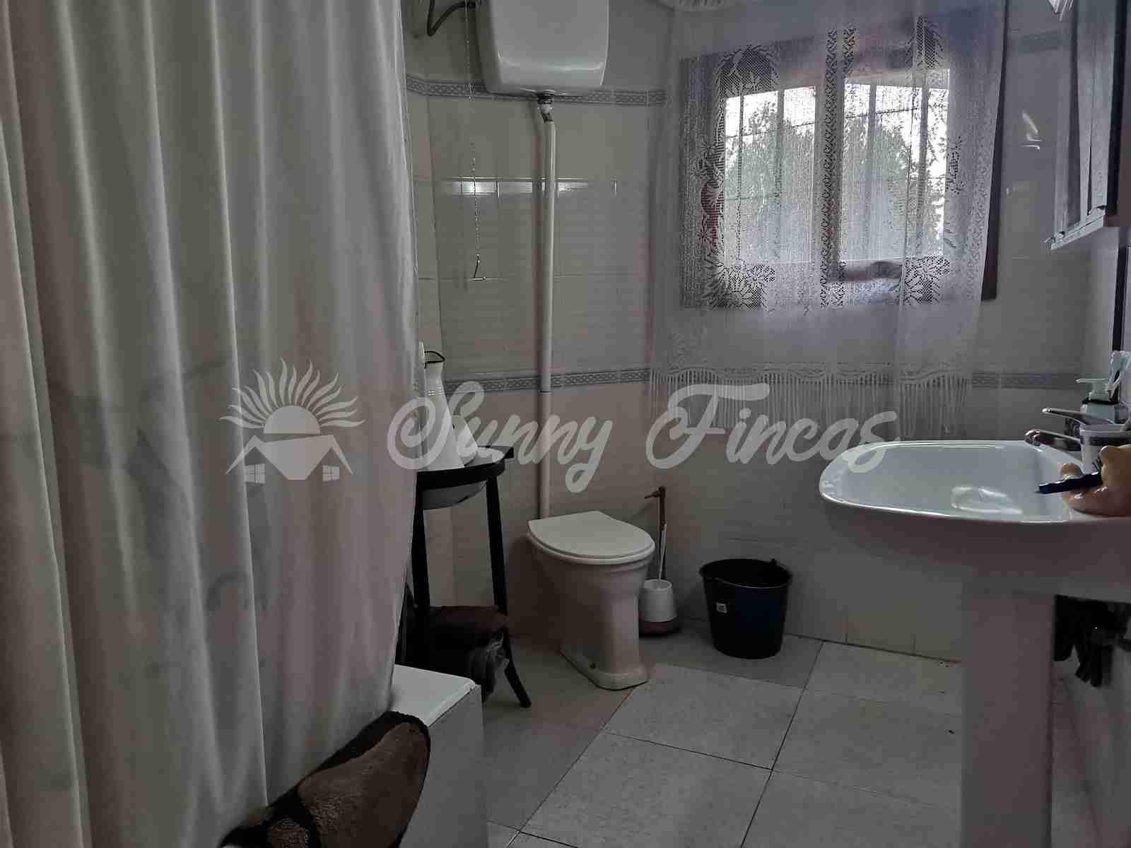 6 soveværelse Finca/Landehus til salg i Yecla med swimmingpool garage - € 139.995 (Ref: 7462606)