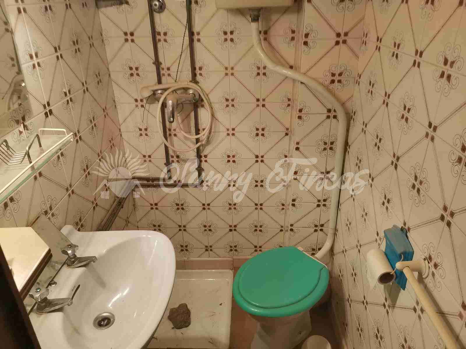 6 soveværelse Finca/Landehus til salg i Yecla med swimmingpool garage - € 139.995 (Ref: 7462606)