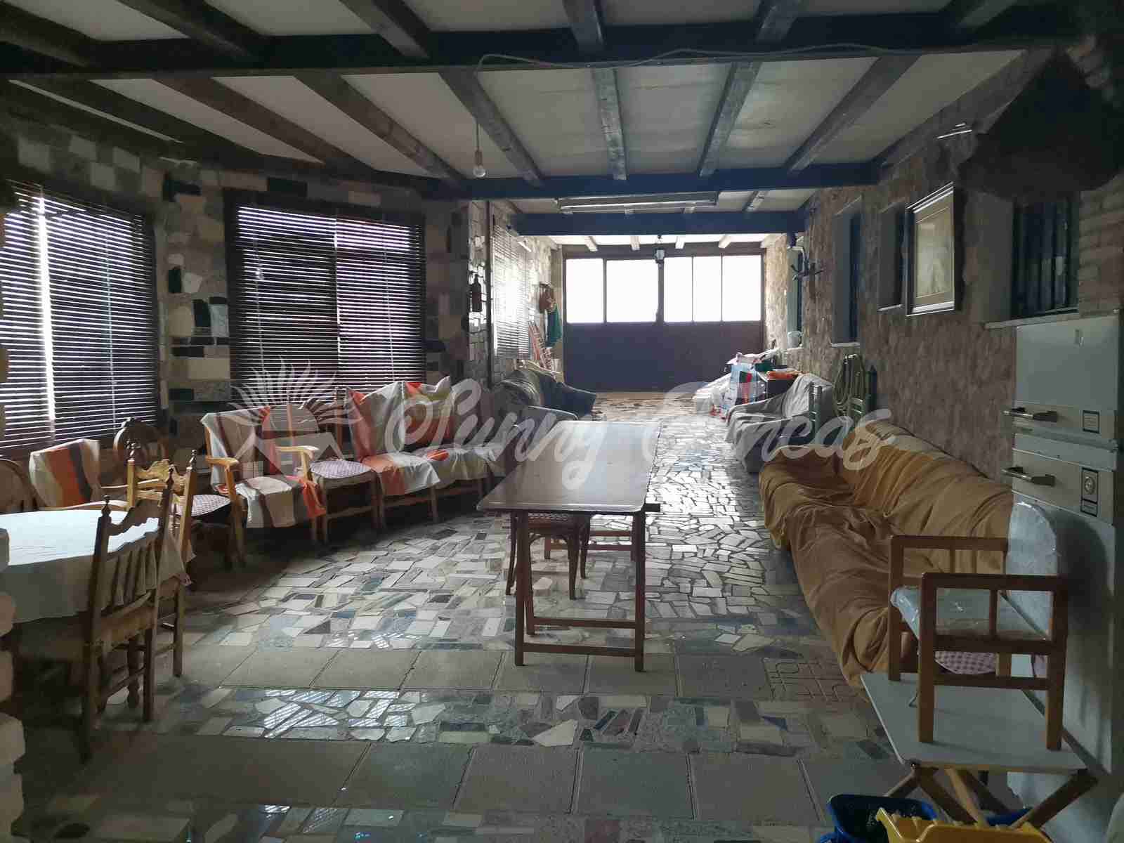 6 soveværelse Finca/Landehus til salg i Yecla med swimmingpool garage - € 139.995 (Ref: 7462606)