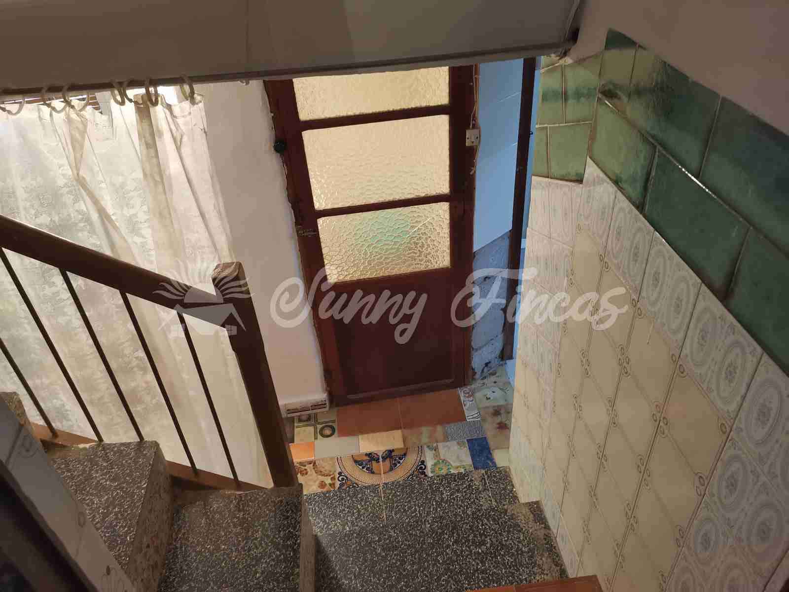 6 soveværelse Finca/Landehus til salg i Yecla med swimmingpool garage - € 139.995 (Ref: 7462606)