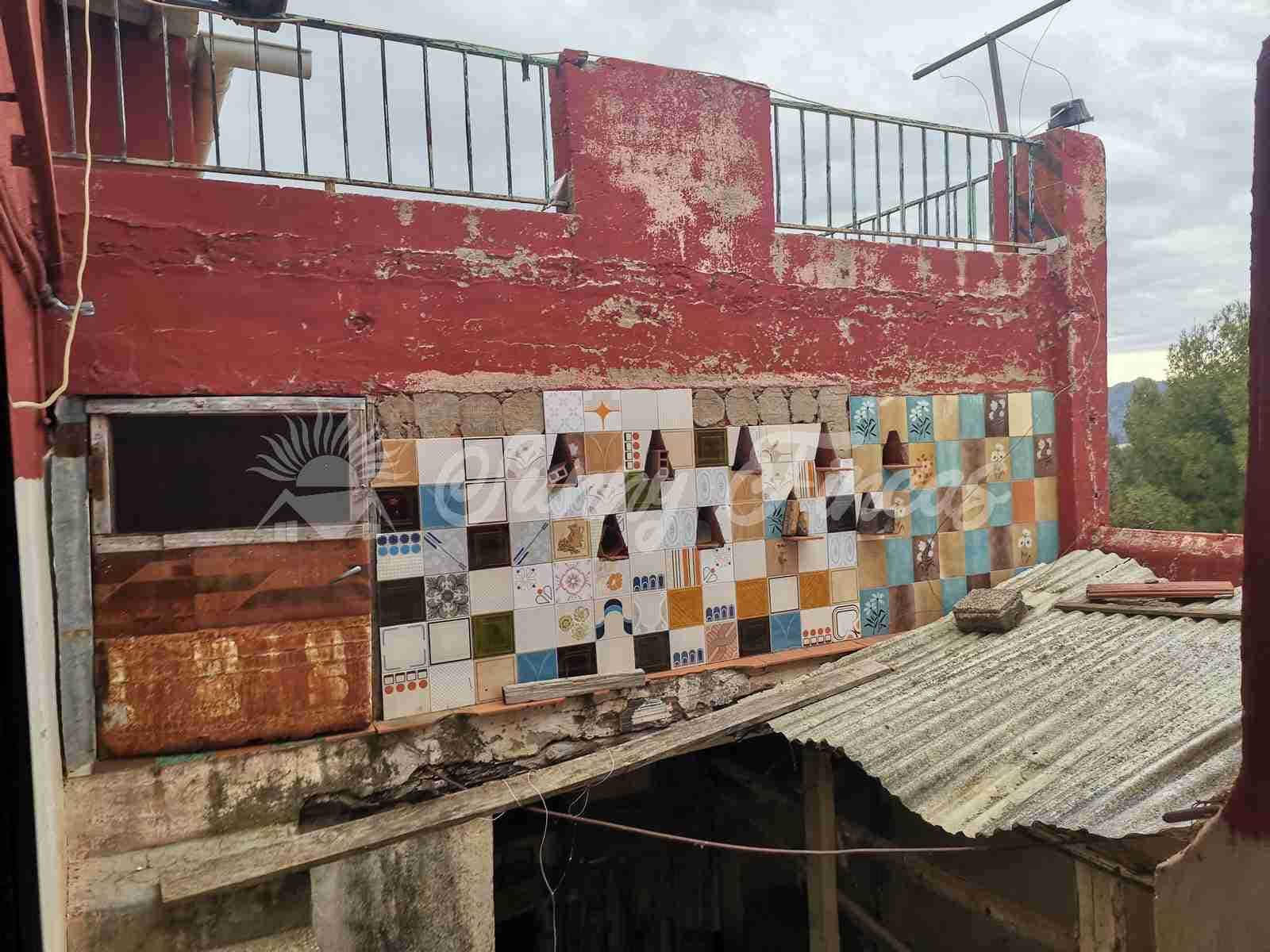 6 soveværelse Finca/Landehus til salg i Yecla med swimmingpool garage - € 139.995 (Ref: 7462606)