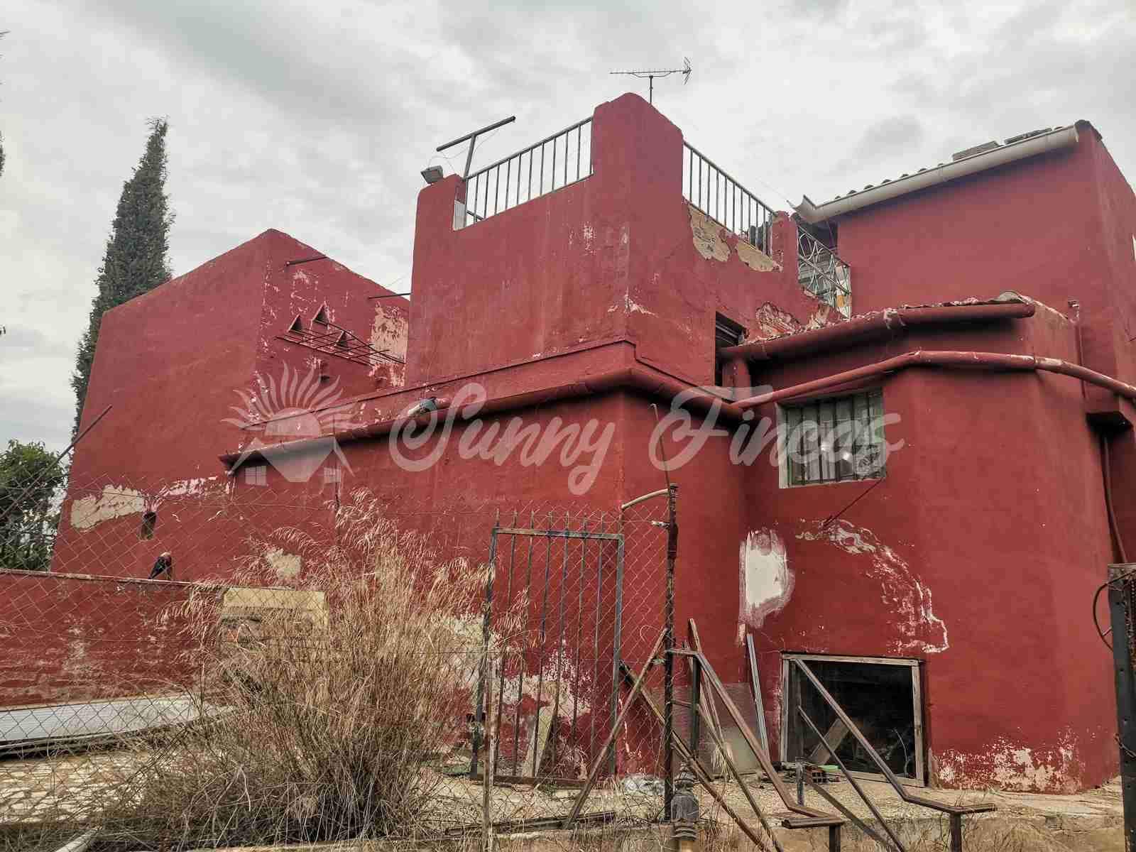 6 soveværelse Finca/Landehus til salg i Yecla med swimmingpool garage - € 139.995 (Ref: 7462606)