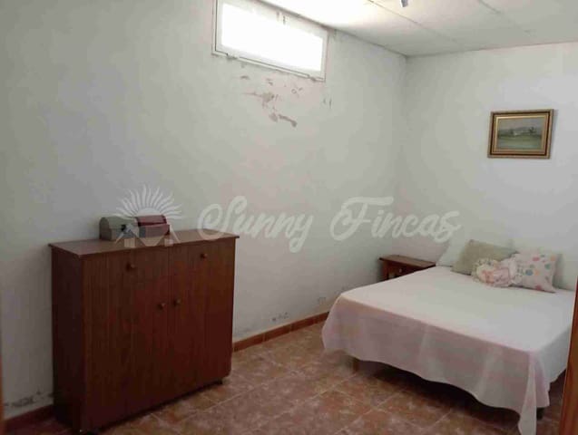 2 sovrum Finca/Hus på landet till salu i Yecla med garage - 73 000 € (Ref: 7748850)