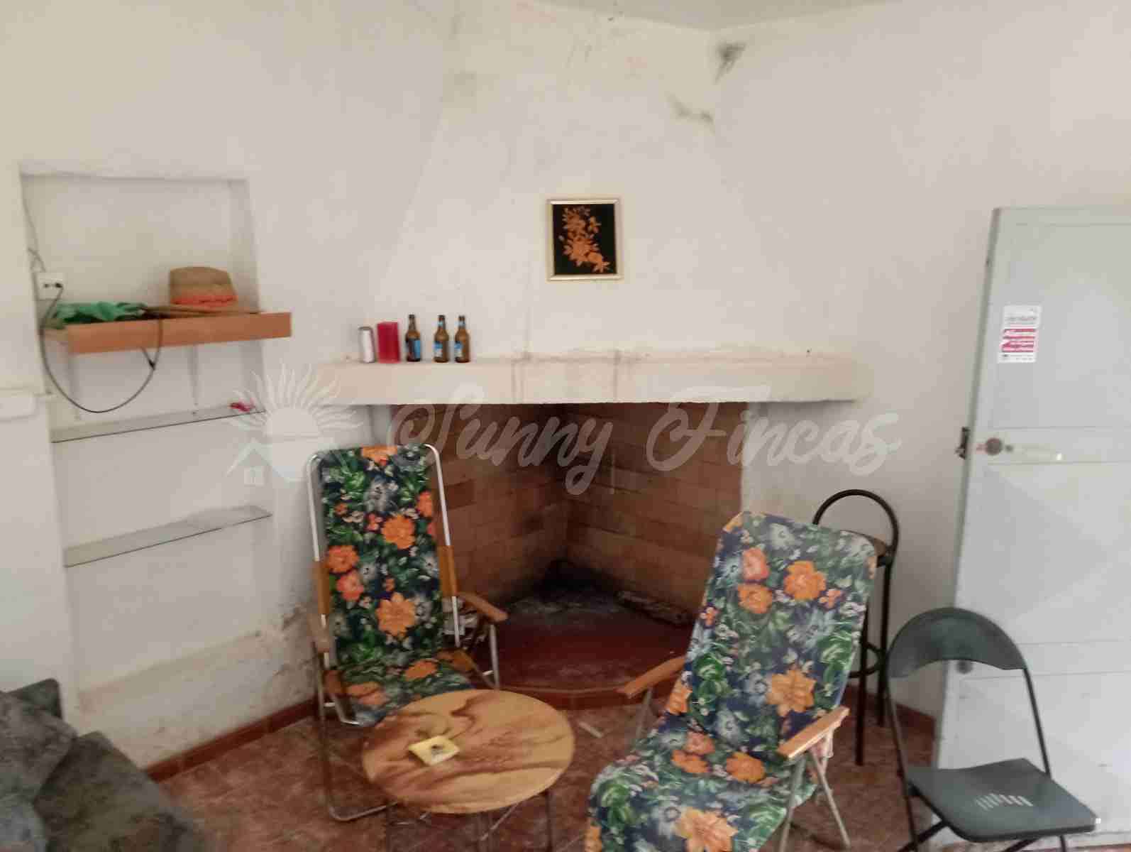 2 slaapkamer Finca/Landhuis te koop in Yecla met garage - € 73.000 (Ref: 7748850)