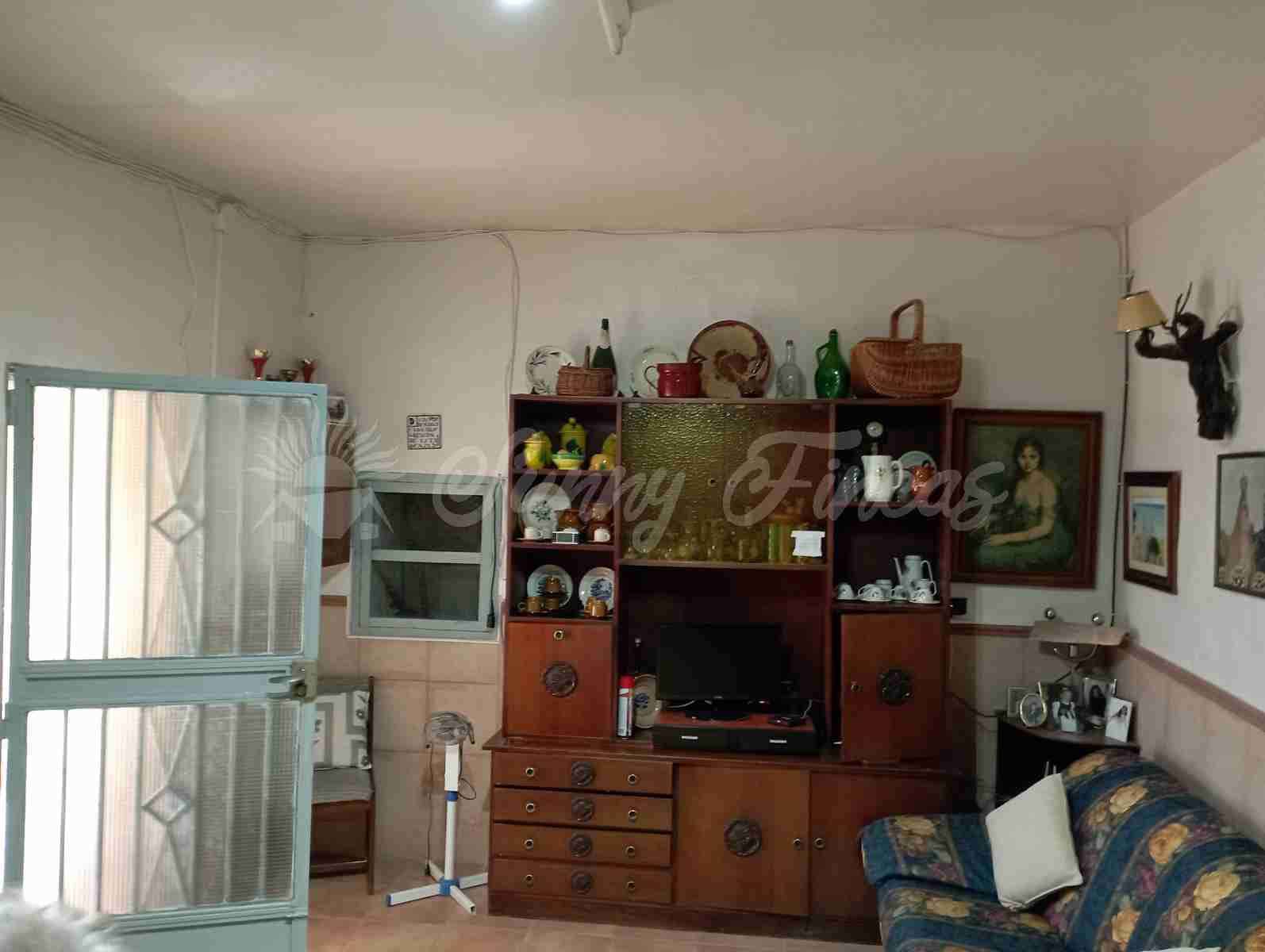 5 soverom Finca/Herregård til salgs i Yecla med svømmebasseng garasje - € 95 000 (Ref: 7788131)