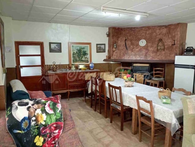 Finca/Casa Rural de 5 habitaciones en Yecla en venta con piscina garaje - 95.000 € (Ref: 7788131)