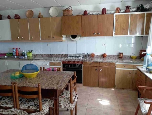 Finca/Casa Rural de 5 habitaciones en Yecla en venta con piscina garaje - 95.000 € (Ref: 7788131)