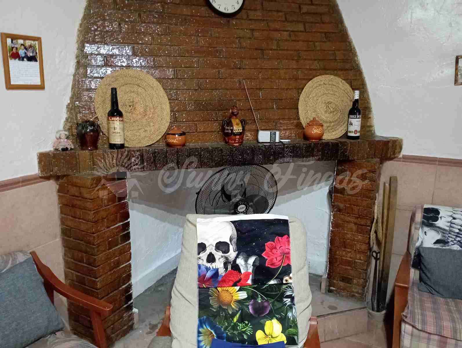 5 soverom Finca/Herregård til salgs i Yecla med svømmebasseng garasje - € 95 000 (Ref: 7788131)