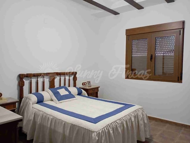 5 sovrum Villa till salu i Villena med pool garage - 425 000 € (Ref: 7846230)