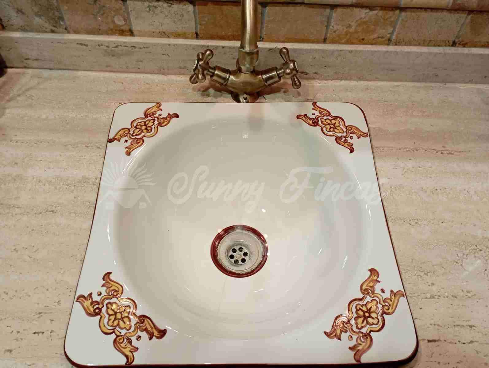 5 soveværelse Villa til salg i Villena med swimmingpool garage - € 425.000 (Ref: 7846230)