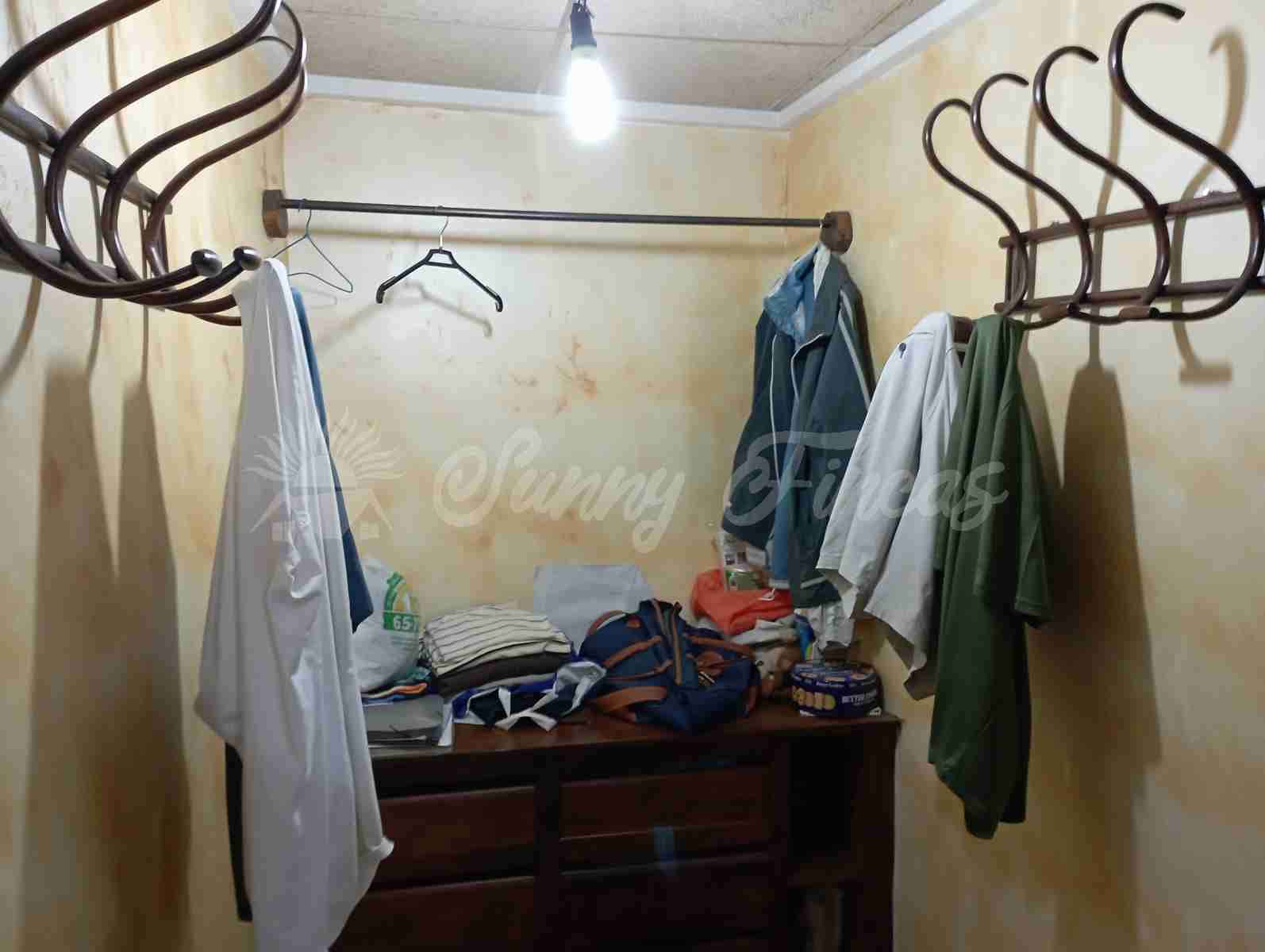 5 soveværelse Villa til salg i Villena med swimmingpool garage - € 425.000 (Ref: 7846230)