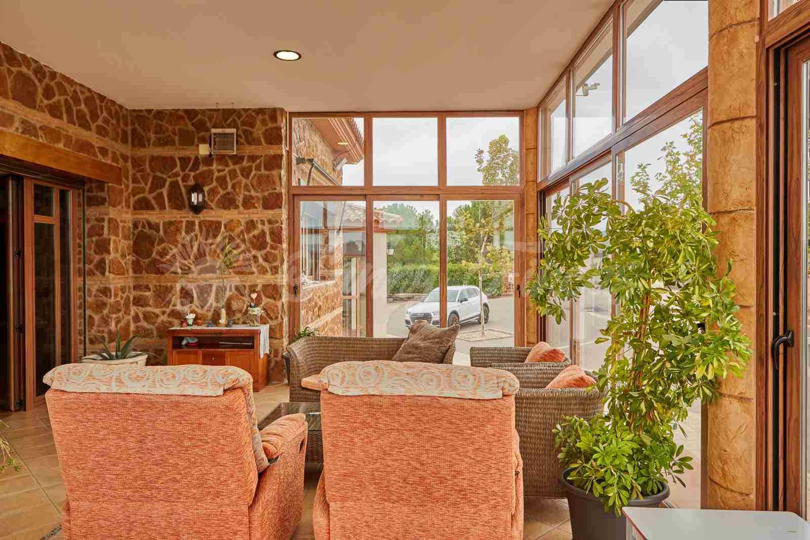 5 soveværelse Finca/Landehus til salg i Yecla med swimmingpool garage - € 600.000 (Ref: 7955926)