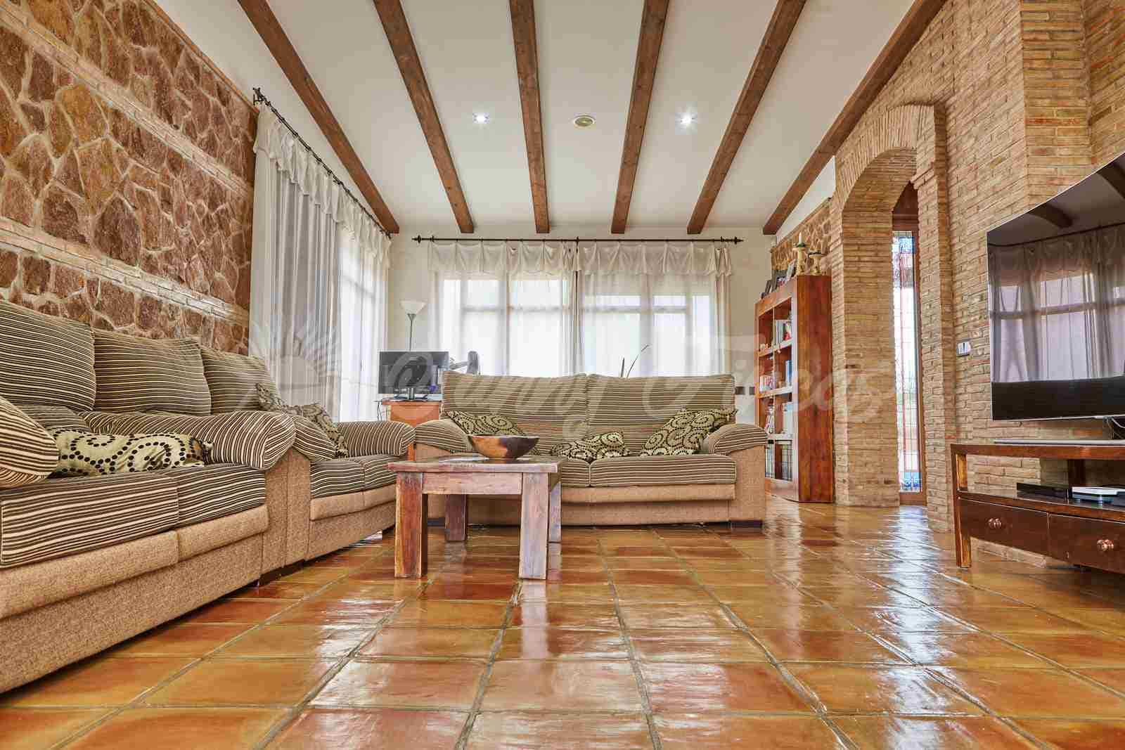 5 soveværelse Finca/Landehus til salg i Yecla med swimmingpool garage - € 600.000 (Ref: 7955926)