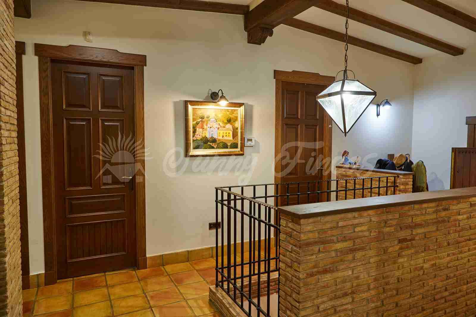 5 soveværelse Finca/Landehus til salg i Yecla med swimmingpool garage - € 600.000 (Ref: 7955926)