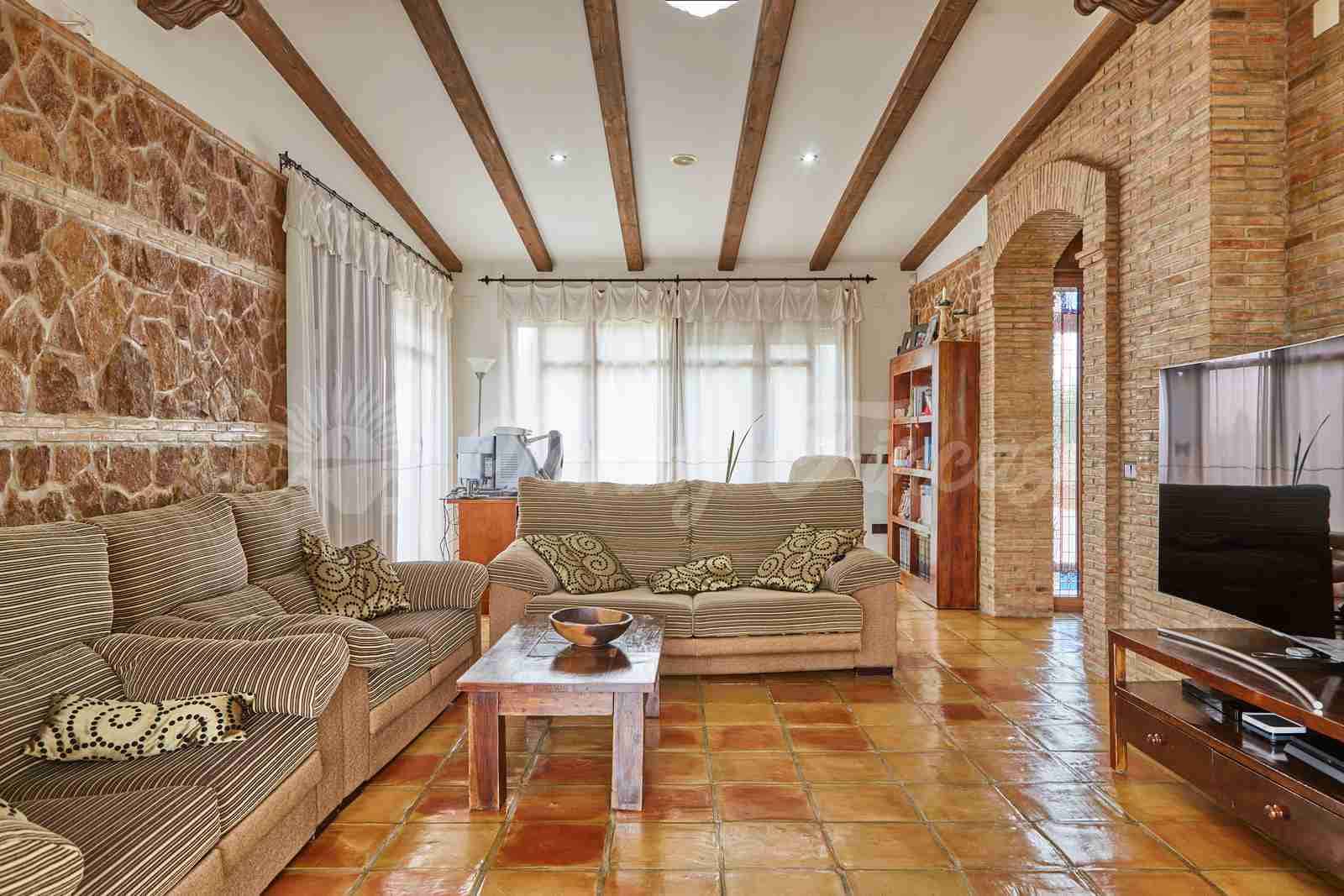 5 soveværelse Finca/Landehus til salg i Yecla med swimmingpool garage - € 600.000 (Ref: 7955926)