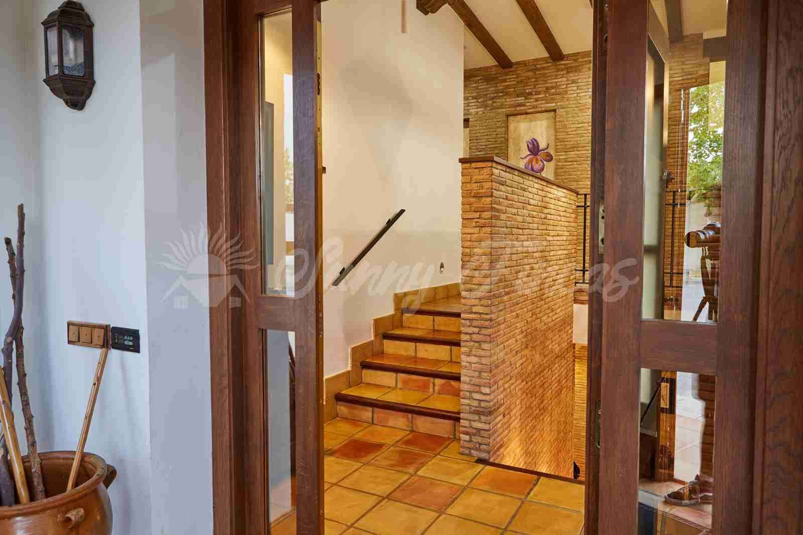 5 soveværelse Finca/Landehus til salg i Yecla med swimmingpool garage - € 600.000 (Ref: 7955926)