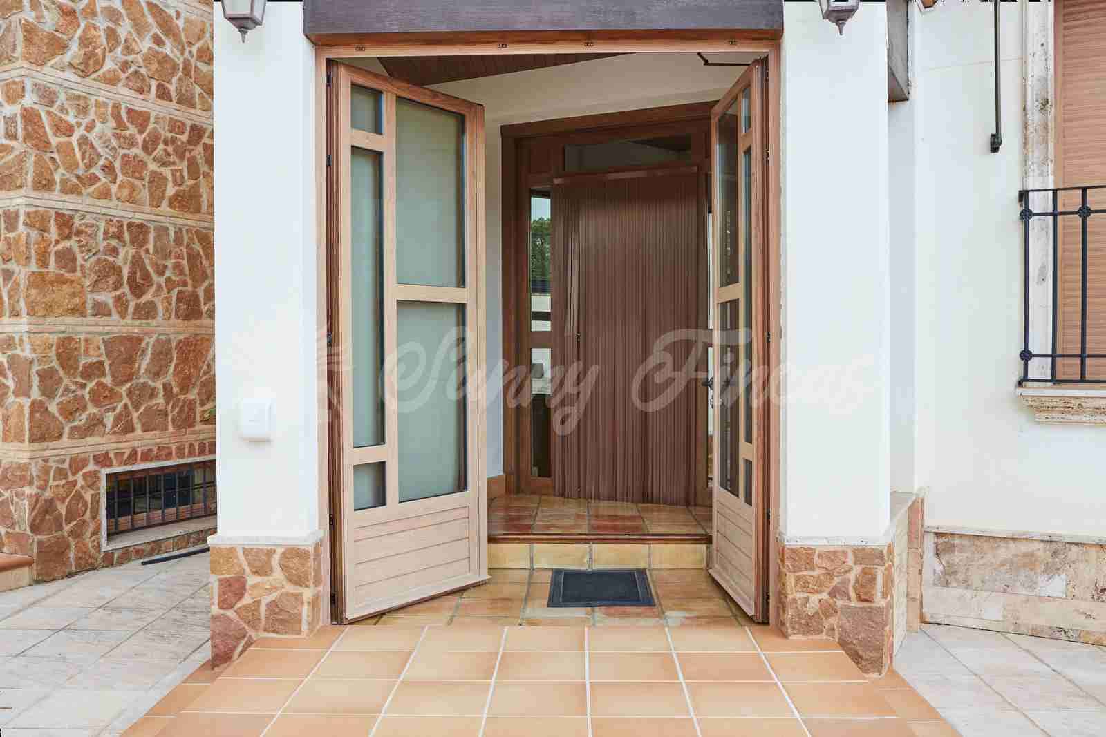 5 soveværelse Finca/Landehus til salg i Yecla med swimmingpool garage - € 600.000 (Ref: 7955926)