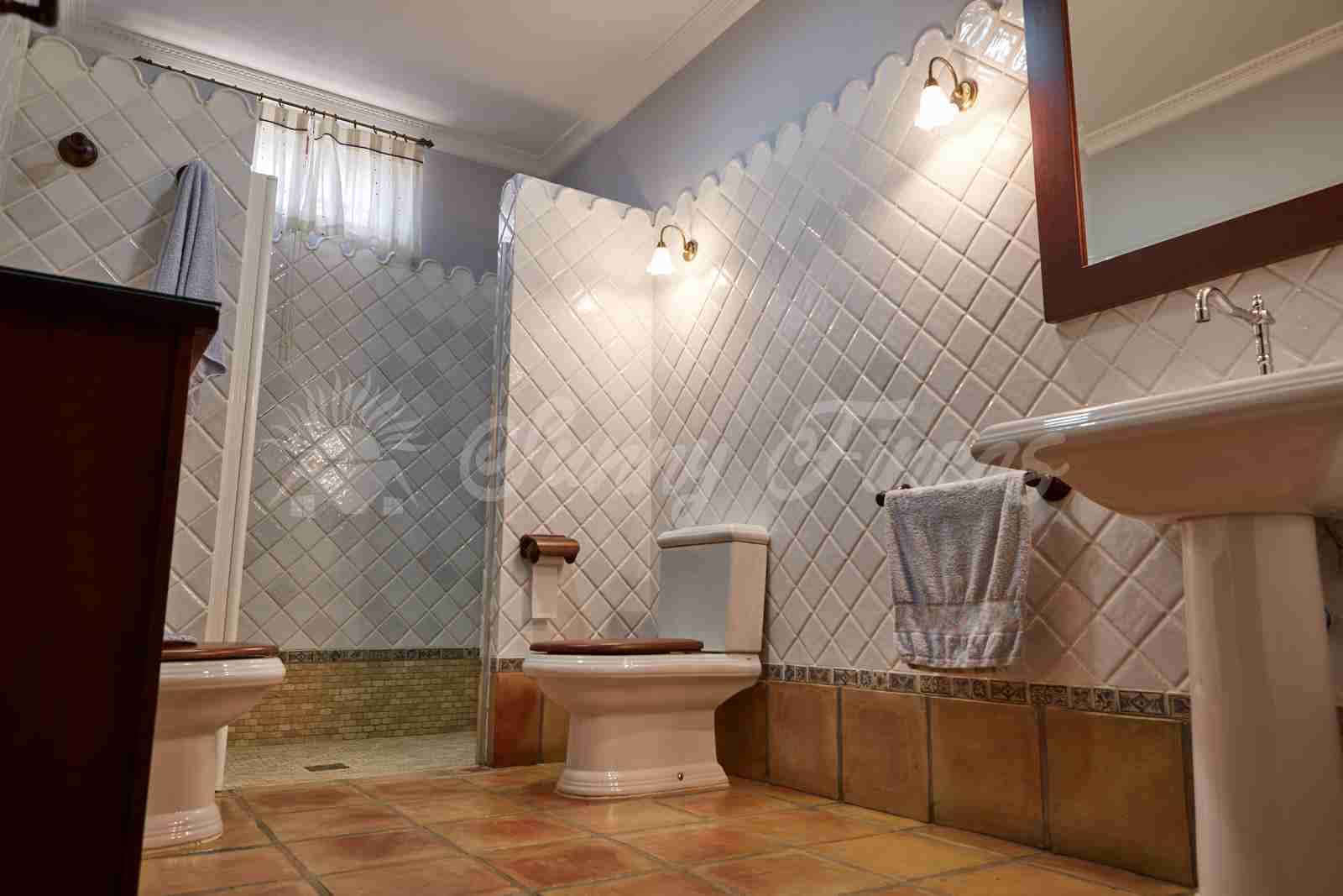 5 soveværelse Finca/Landehus til salg i Yecla med swimmingpool garage - € 600.000 (Ref: 7955926)