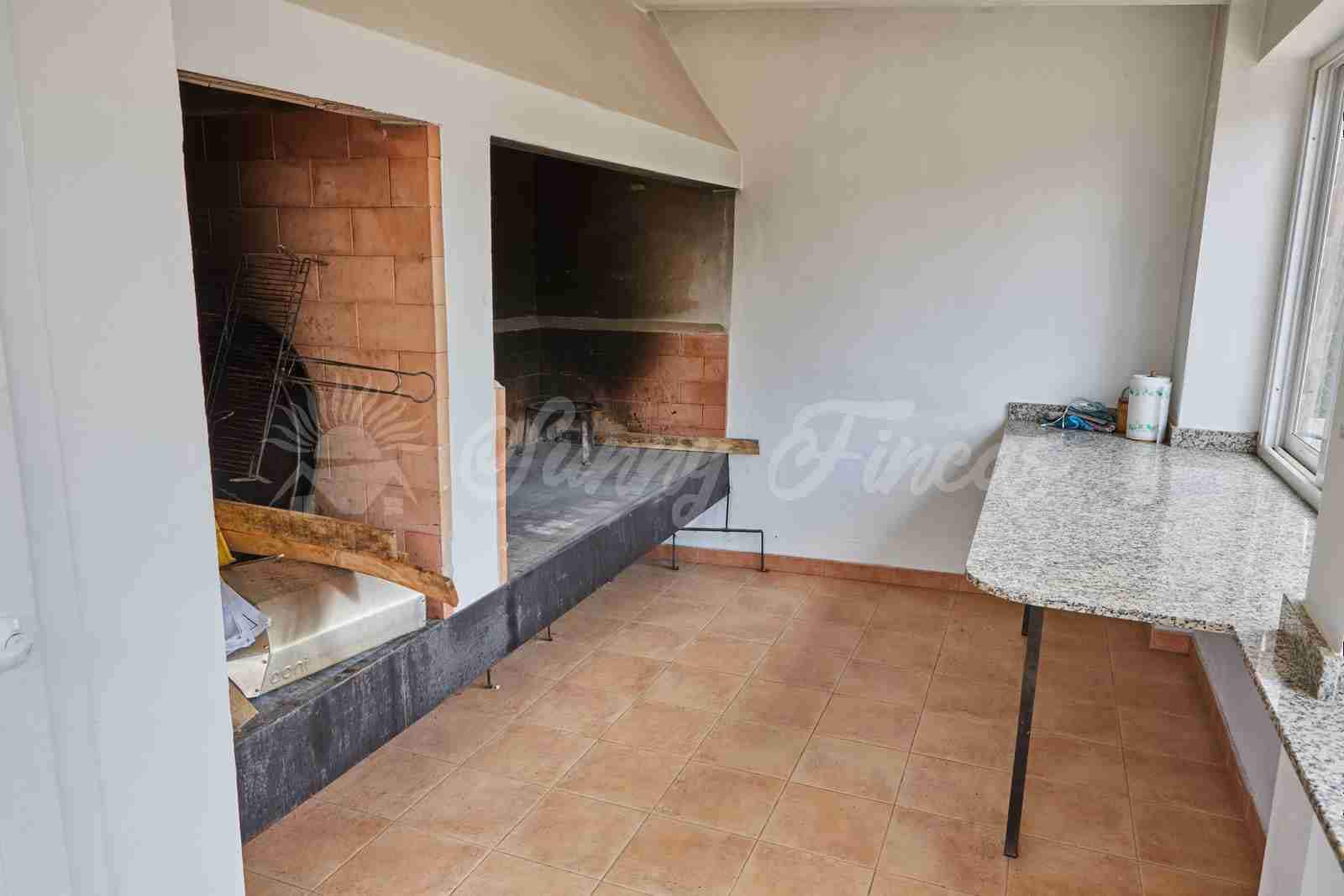 5 soveværelse Finca/Landehus til salg i Yecla med swimmingpool garage - € 600.000 (Ref: 7955926)