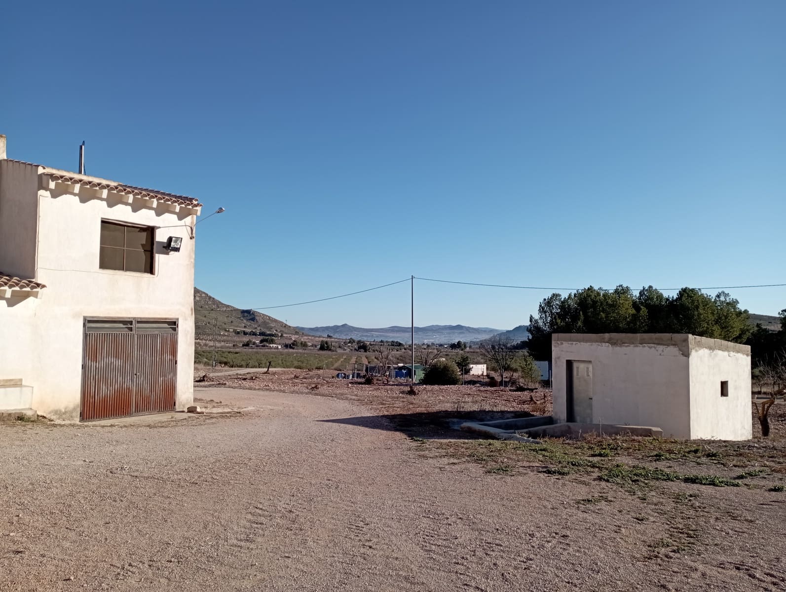 4 sypialnia Finka/Dom wiejski na sprzedaż w Yecla z garażem - 500 000 € (Ref: 8061872)