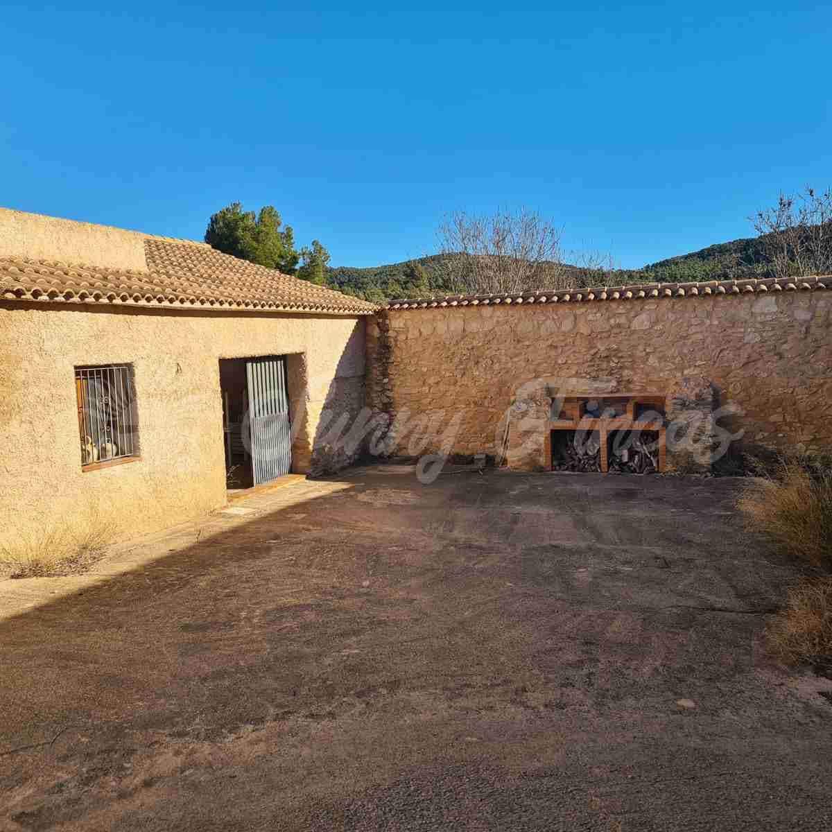 4 sypialnia Finka/Dom wiejski na sprzedaż w Biar - 198 000 € (Ref: 8141213)