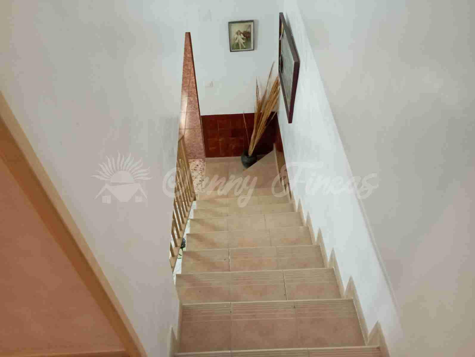 6 bedroom Finca/Country House for sale in Yecla with pool garage - € 199,000 (Ref: 8176037)