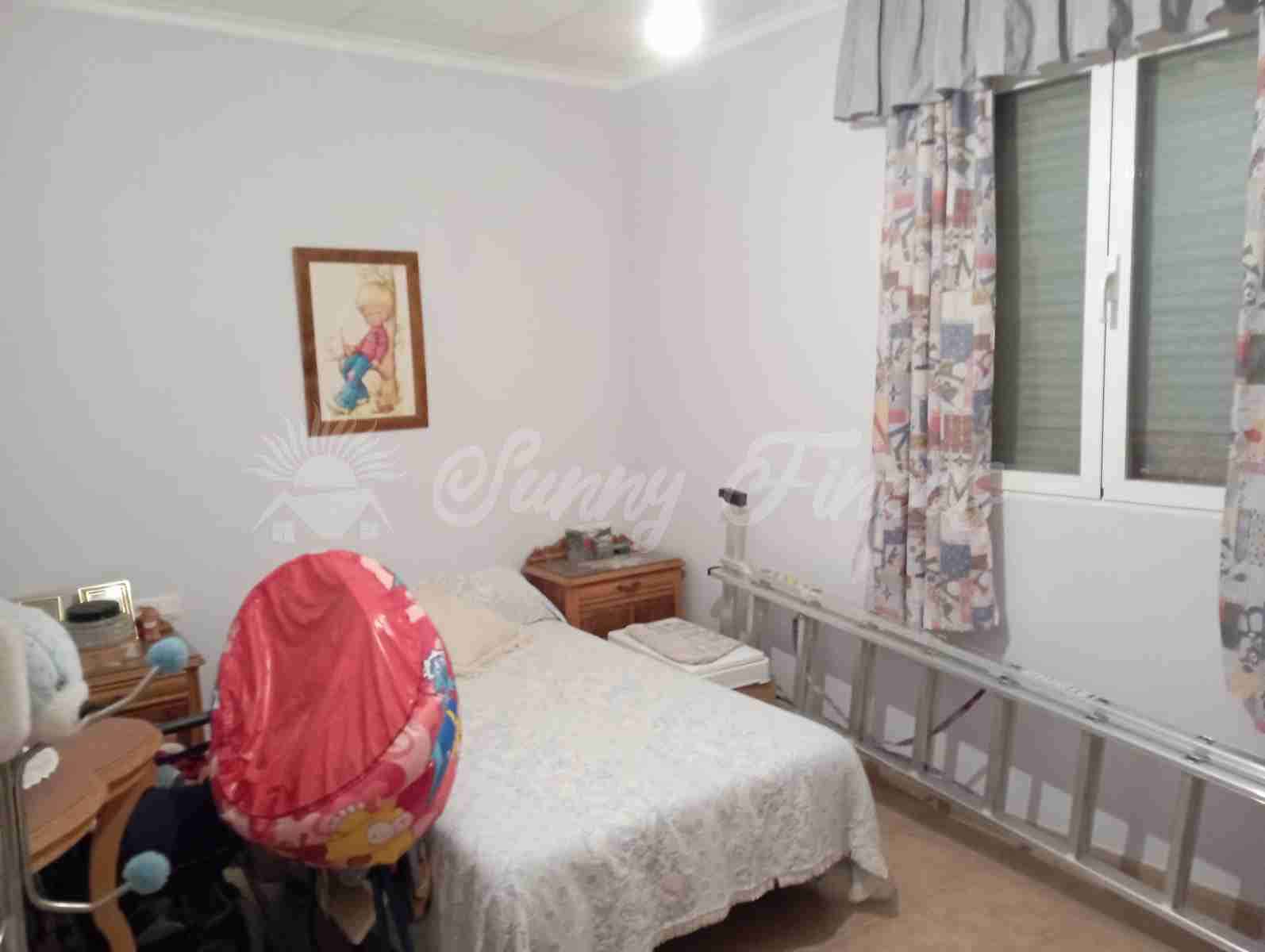 6 bedroom Finca/Country House for sale in Yecla with pool garage - € 199,000 (Ref: 8176037)