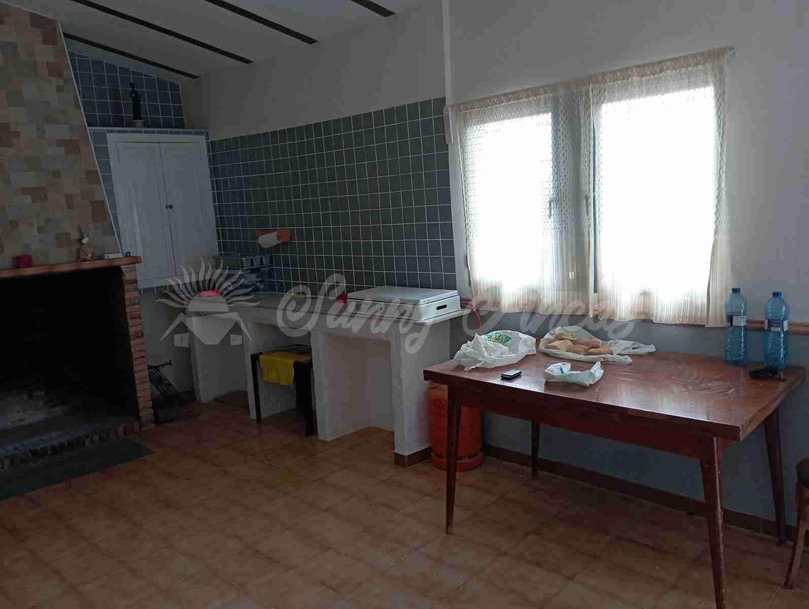 2 bedroom Finca/Country House for sale in Caudete - € 58,000 (Ref: 8406151)