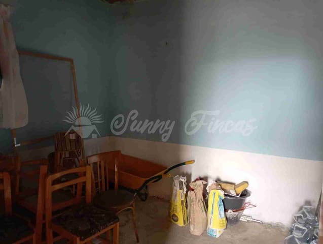 2 slaapkamer Finca/Landhuis te koop in Caudete - € 58.000 (Ref: 8406151)