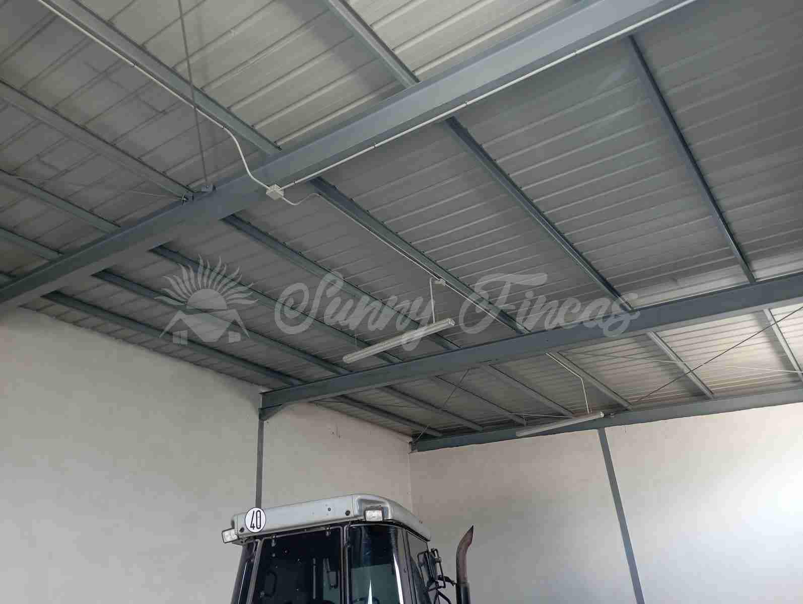 Grunde uden byggetilladelser til salg i Yecla - € 300.000 (Ref: 8499640)