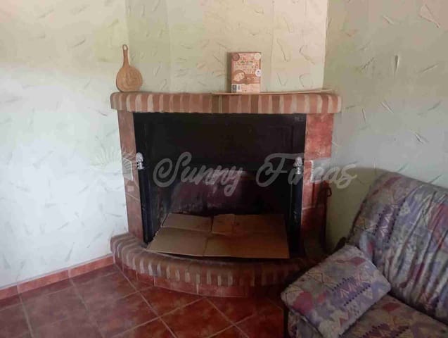6 bedroom Finca/Country House for sale in Monóvar / Monóver with garage - € 115,000 (Ref: 8508078)