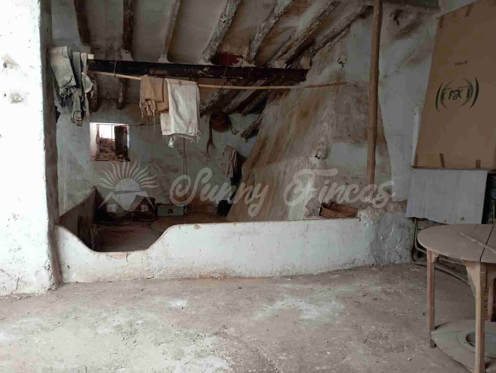 Grond te koop in Yecla - € 350.000 (Ref: 8524348)