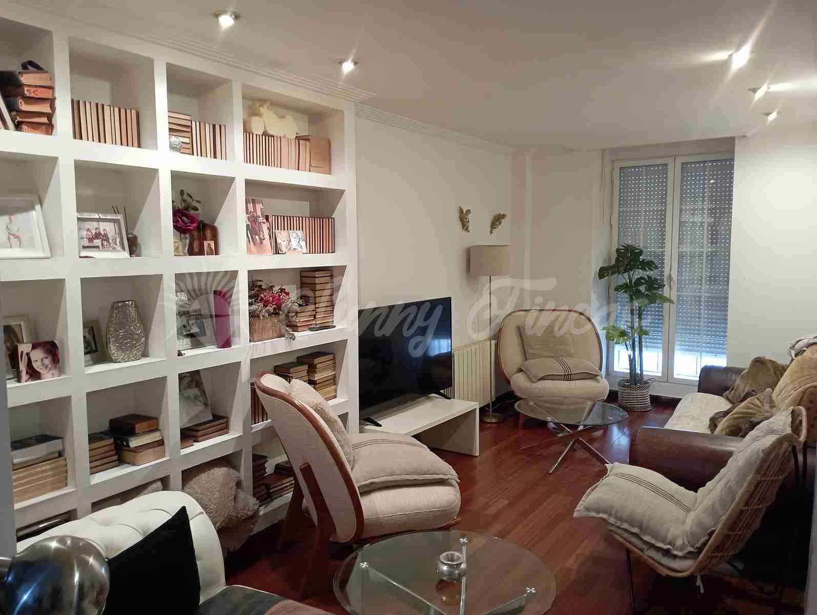 5 soverom Hus til salgs i Yecla - € 180 000 (Ref: 8524670)