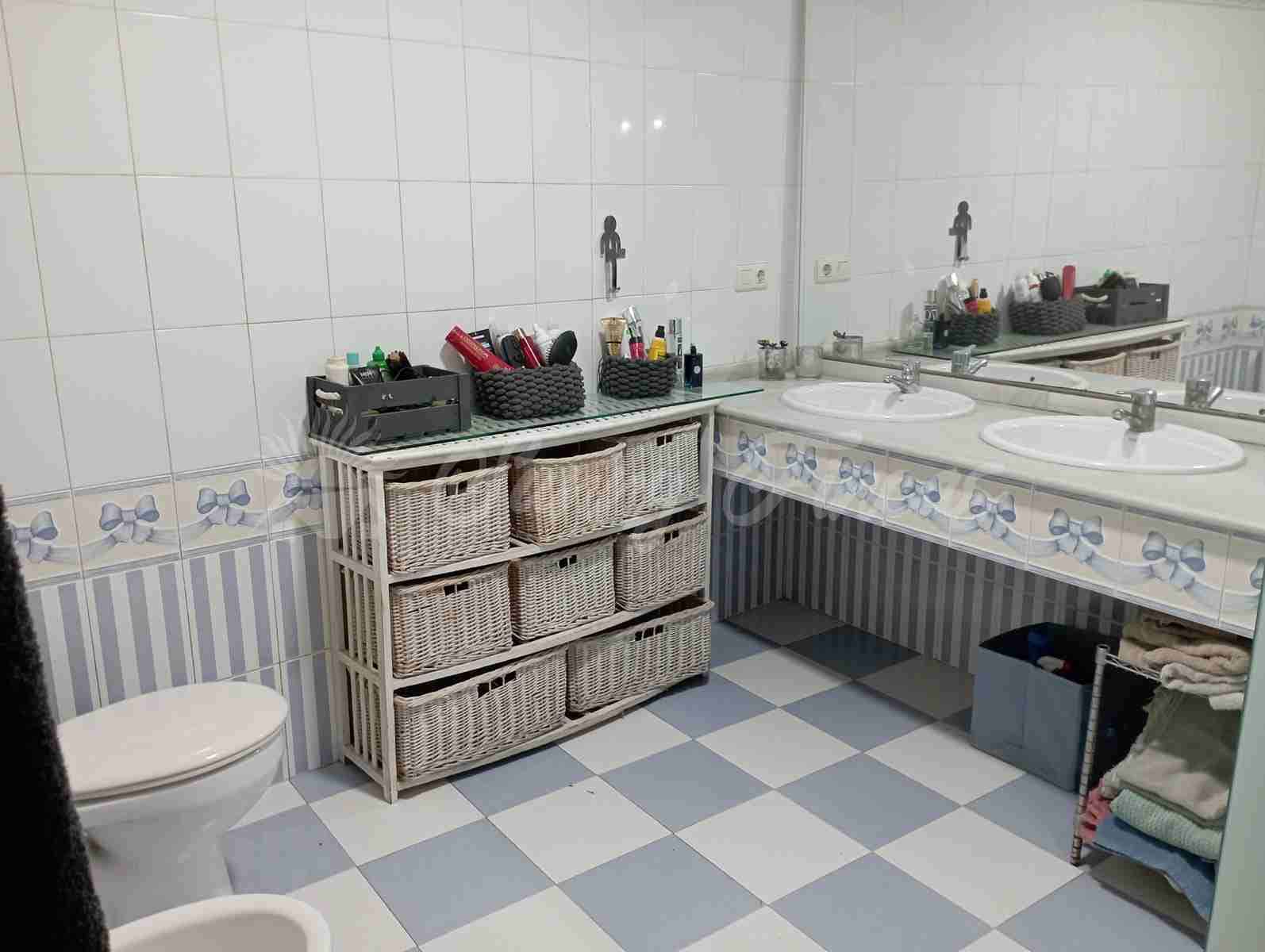 5 soverom Hus til salgs i Yecla - € 180 000 (Ref: 8524670)