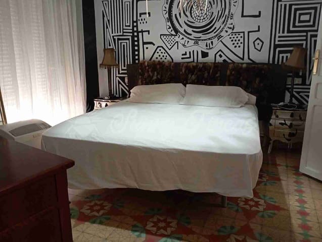 5 soverom Hus til salgs i Yecla - € 180 000 (Ref: 8524670)