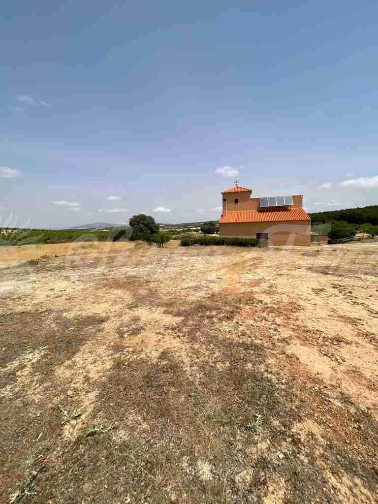 5 soveværelse Finca/Landehus til salg i Almansa - € 560.000 (Ref: 8586659)