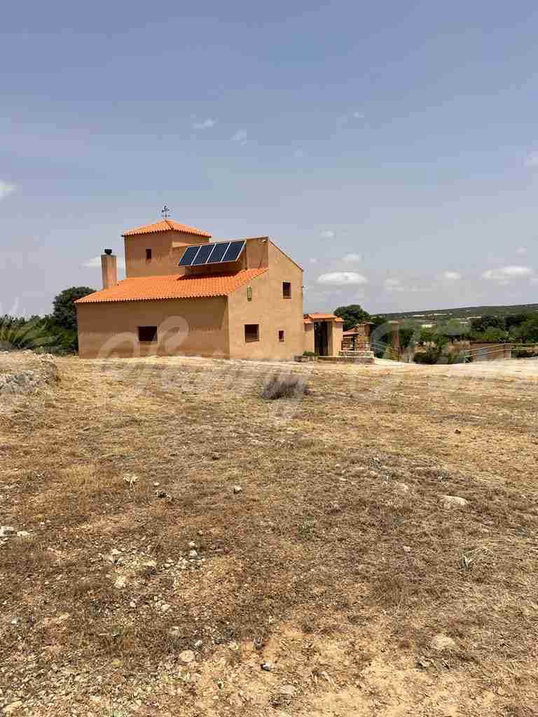 5 soveværelse Finca/Landehus til salg i Almansa - € 560.000 (Ref: 8586659)